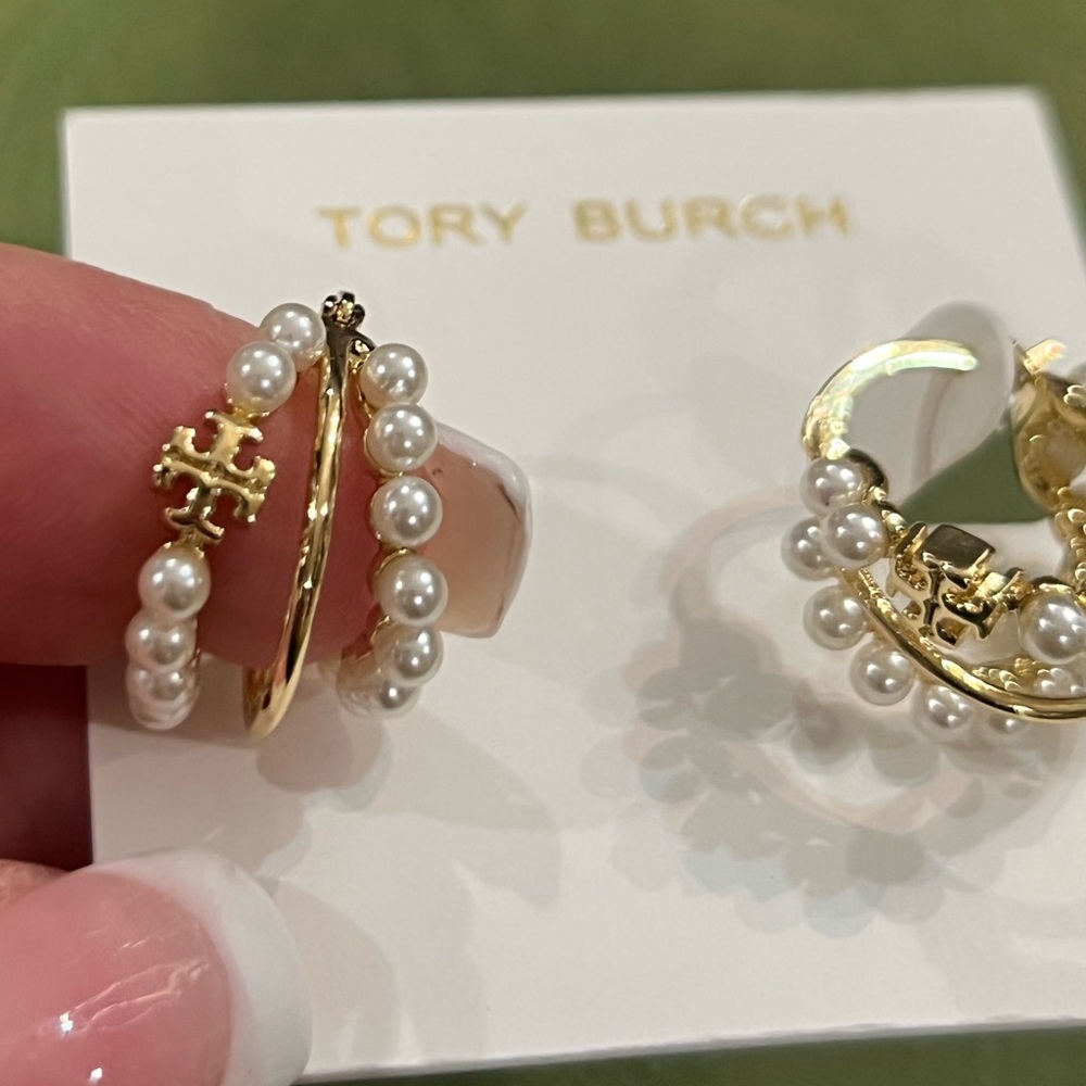 Tory Burch of Tory Burch Kira Pearl Hoop Earrings.